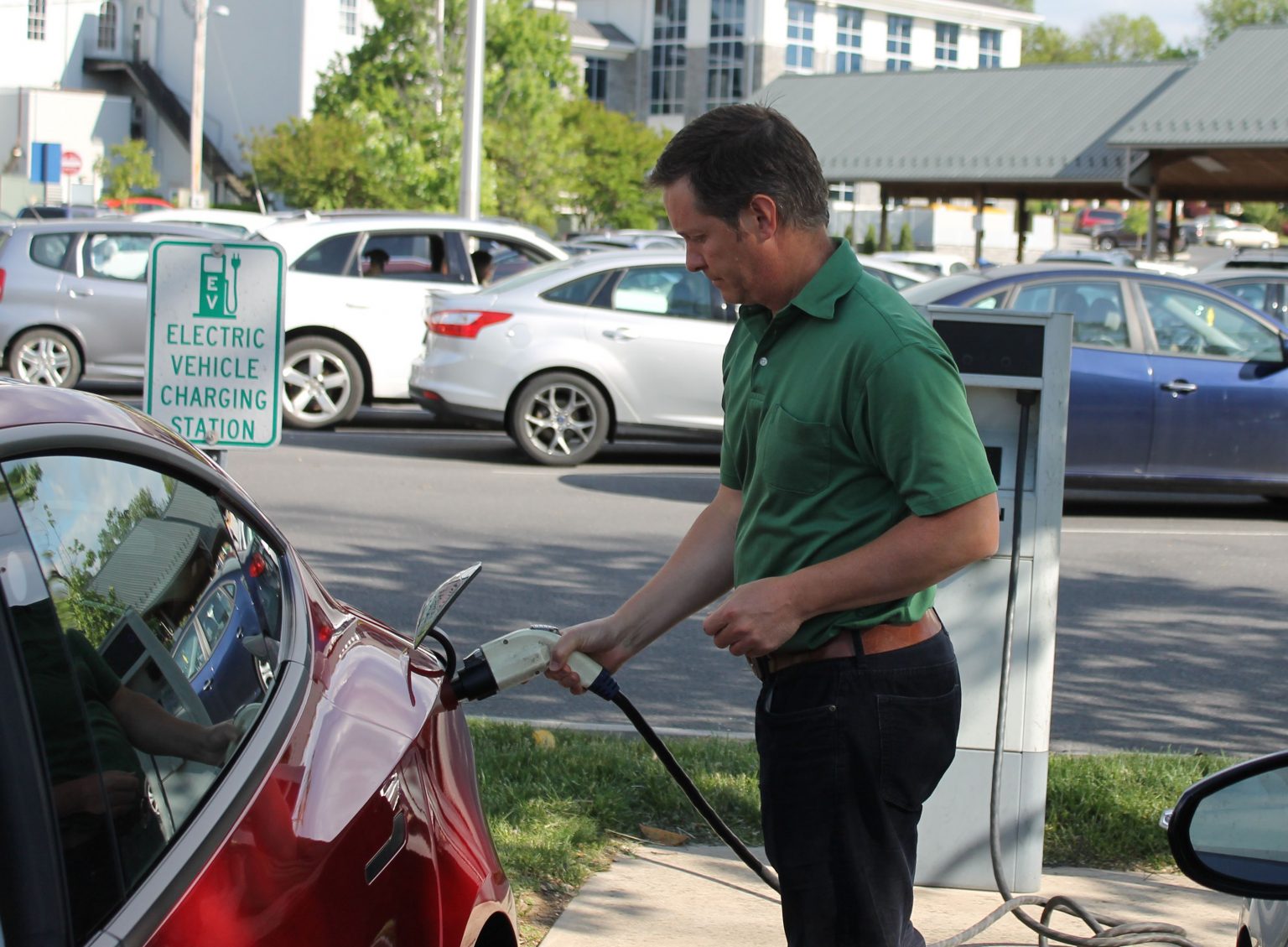 Is a lack of plugs affecting EV sales? The Harrisonburg Citizen